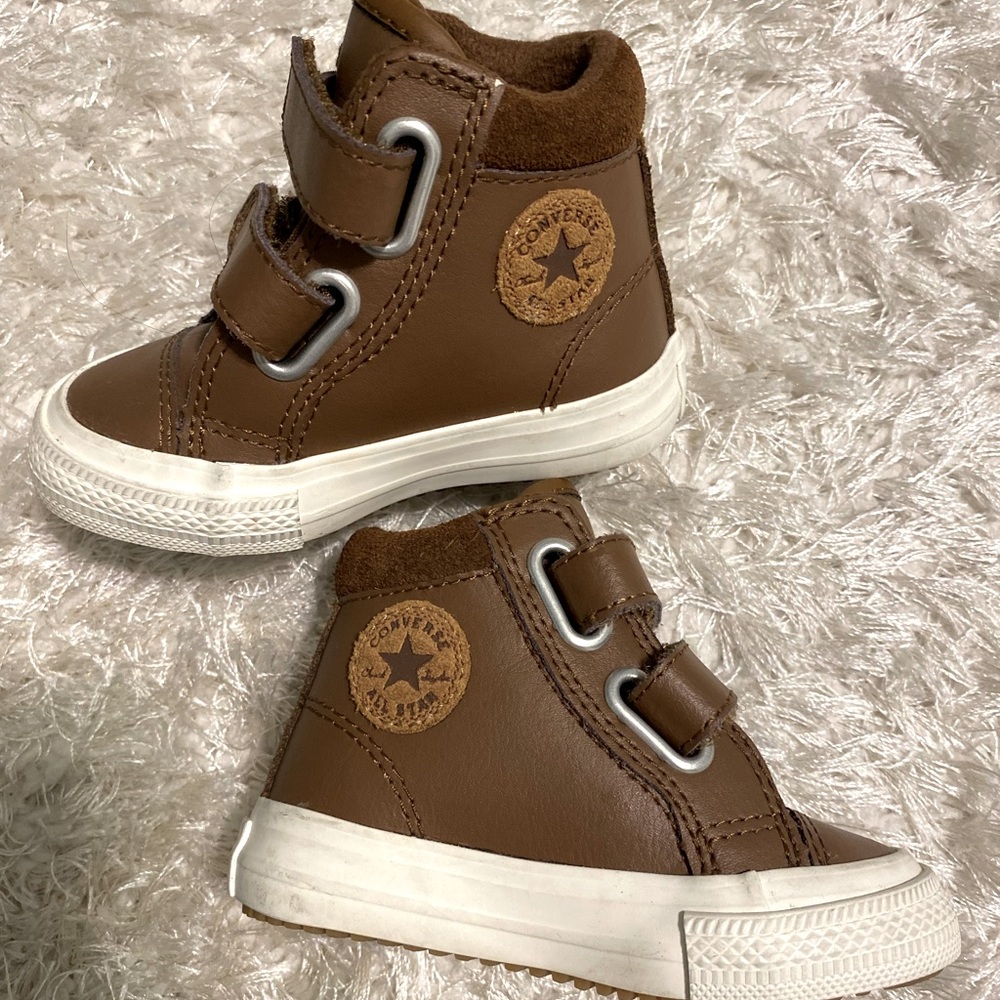 Converse - brown leather high top - toddler size 4